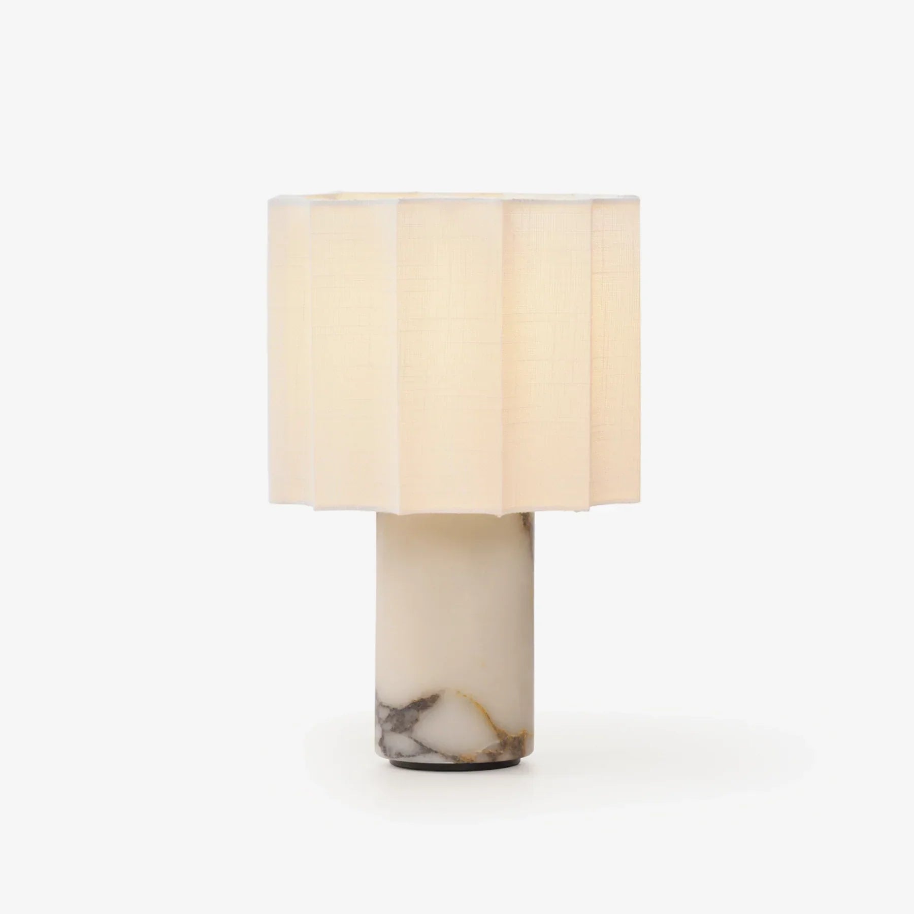 Bordlampe i marmor med LED – elegant lampe med varm belysning