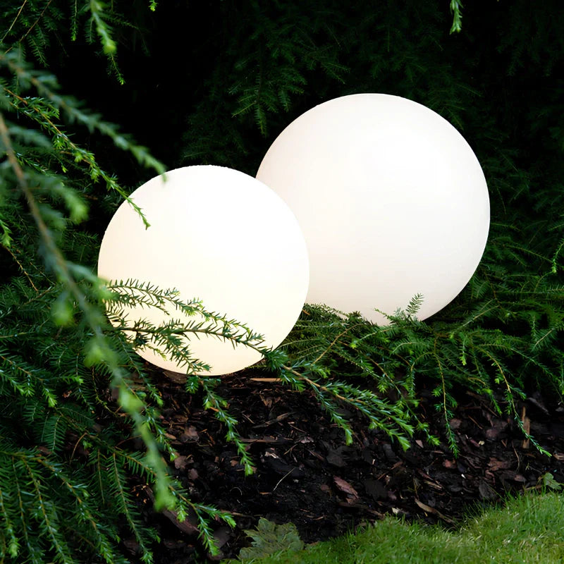 LED havekugle med 16 farver – dekorationslys til ude og inde