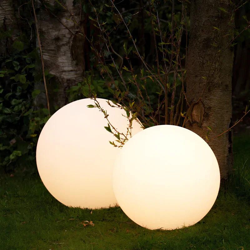 LED havekugle med 16 farver – dekorationslys til ude og inde