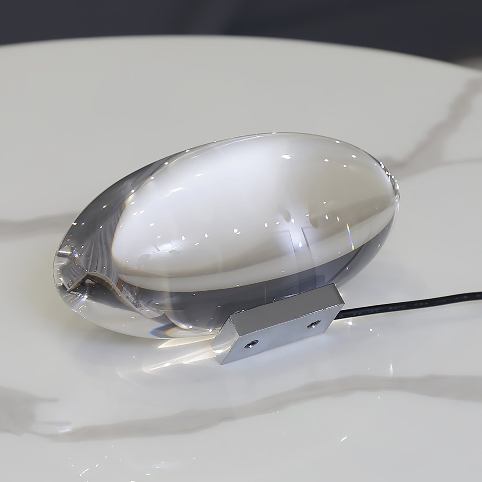 Bordlampe i krystal med LED – dekorativ lampe med stemningslys