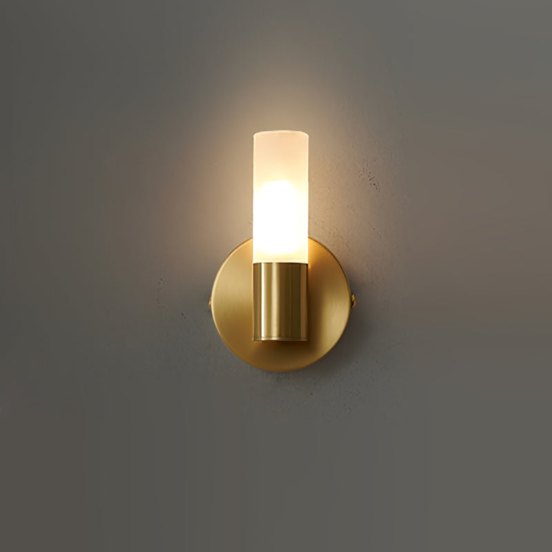Brassia – Elegant Væglampe i Messing med Energieffektiv LED-Belysning
