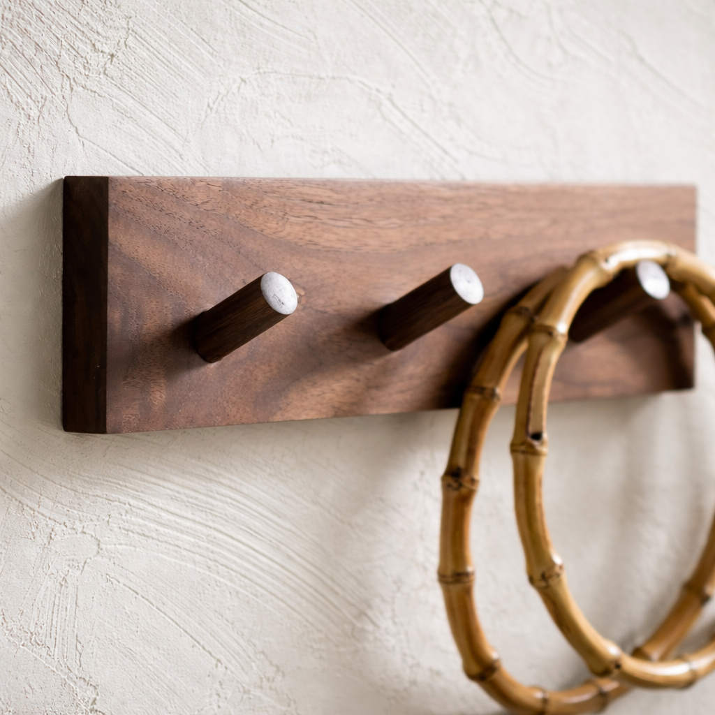 ZenWood Knagerække – Minimalistisk Træ Væghænger i Japansk Stil