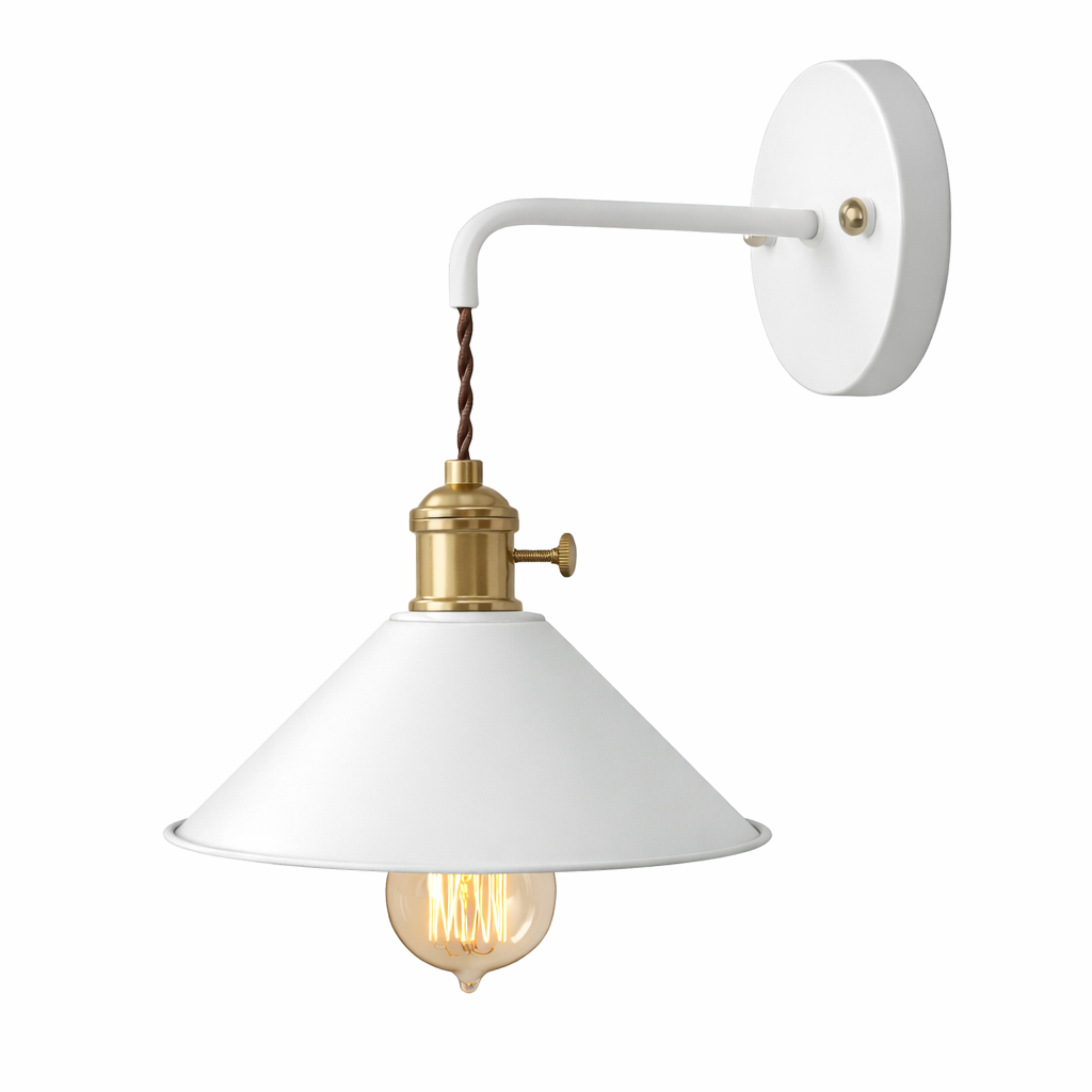 Vintage væglampe i metal – retro konisk design til indendørs belysning