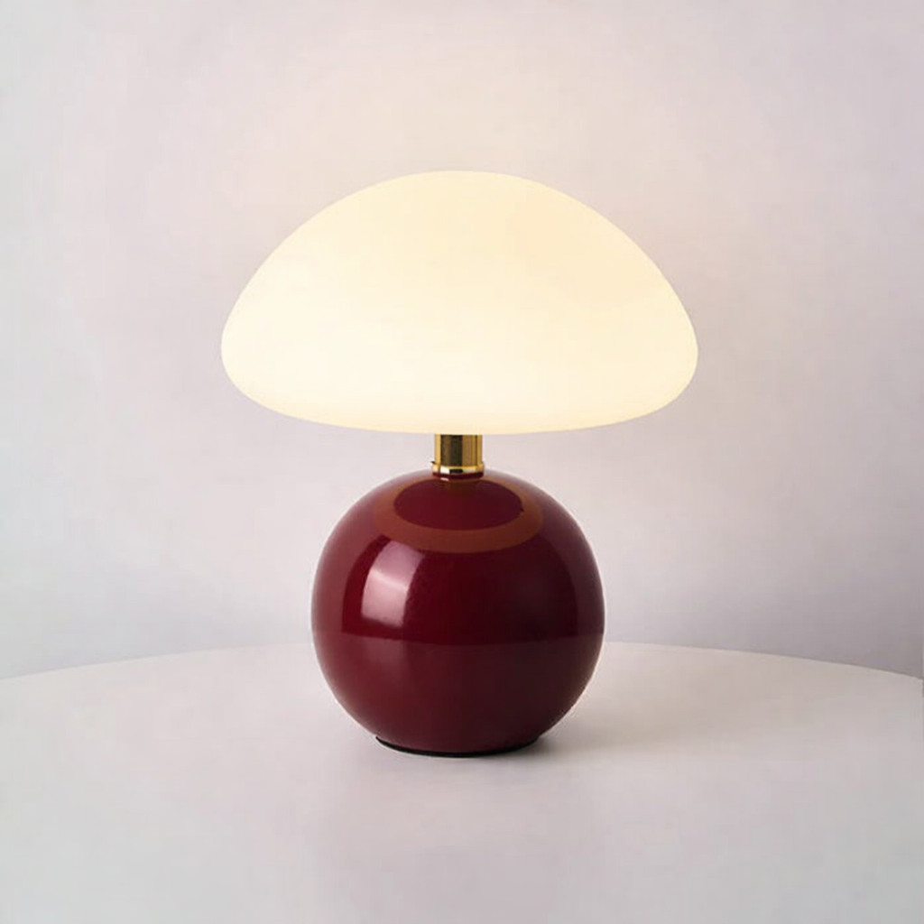 Mushora – Bauhaus-inspireret Bordlampe i Svampeform med 3 LED-farver
