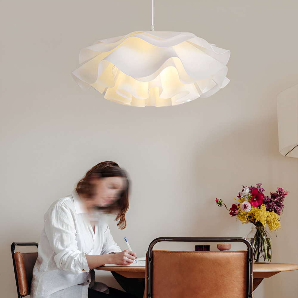 Designer loftlampe med blomsterformet design til spisebord