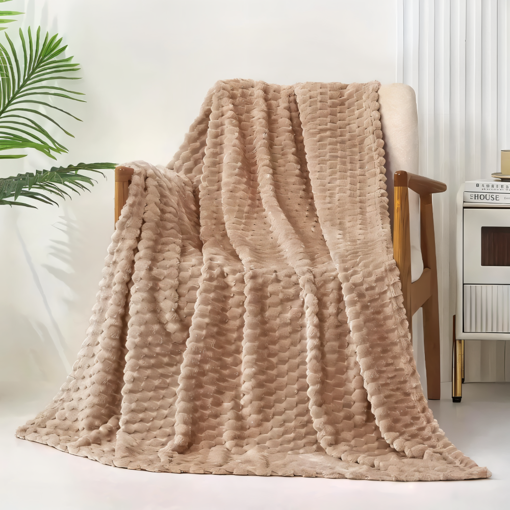 ThermaLuxe Plaid – Tjock Plyschfilt i Elegant Design för Maximal Värme