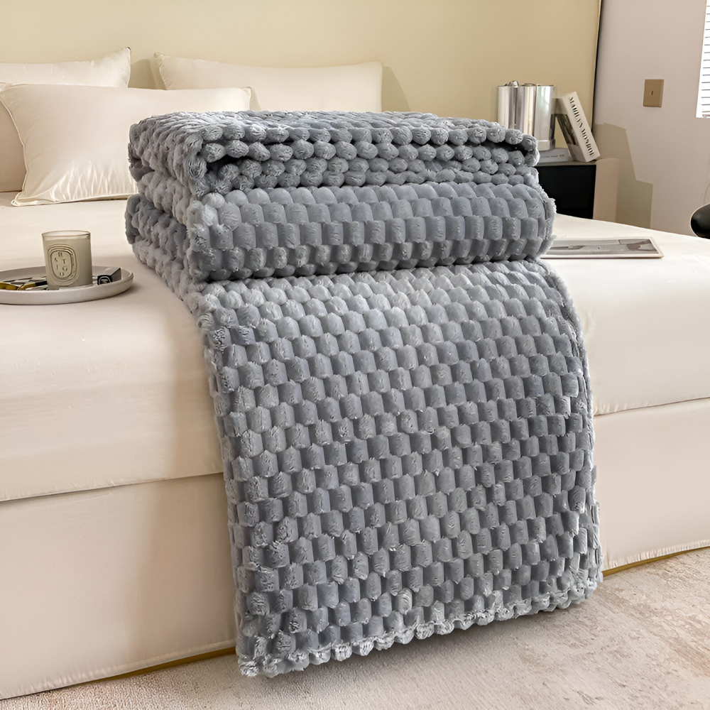 ThermaLuxe Plaid – Tjock Plyschfilt i Elegant Design för Maximal Värme