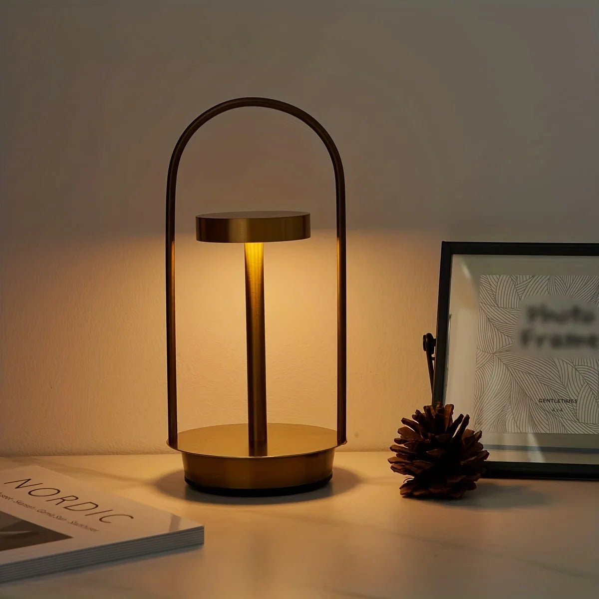 Dæmpbar LED bordlampe med USB opladning – moderne design