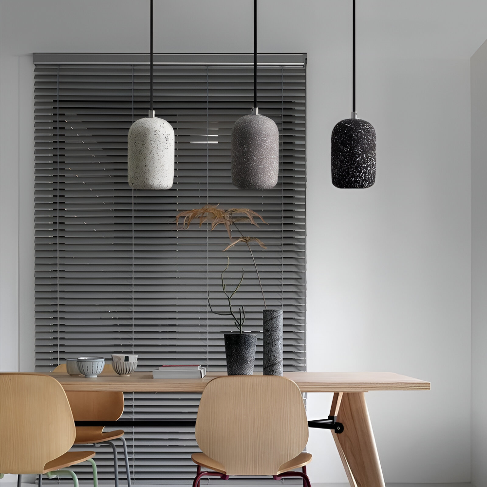 Cemora Pendel – Industriel Loftlampe i Cement og Glas