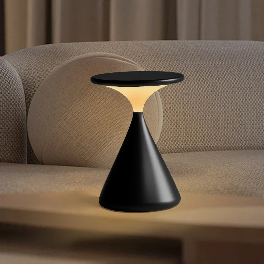 Trådløs bordlampe med timeglas design – dæmpbar LED lampe