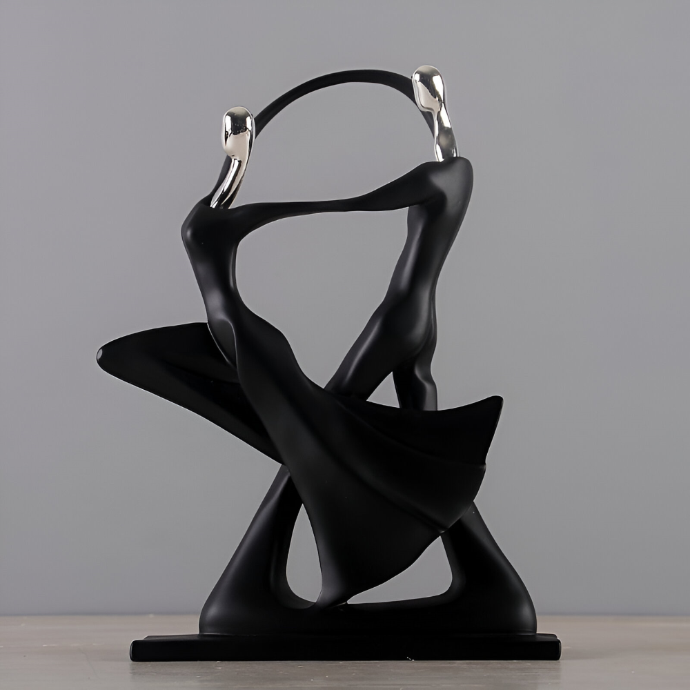 Dansende par skulptur i konstharts – moderne romantisk dekoration