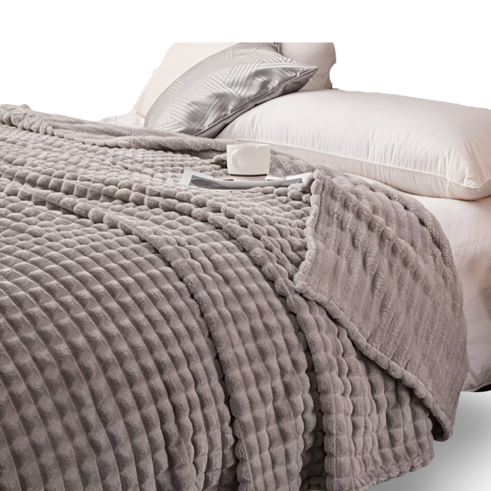 WaveLuxe Plaid – Ultra Fluffy Koralfleece Tæppe med Struktur