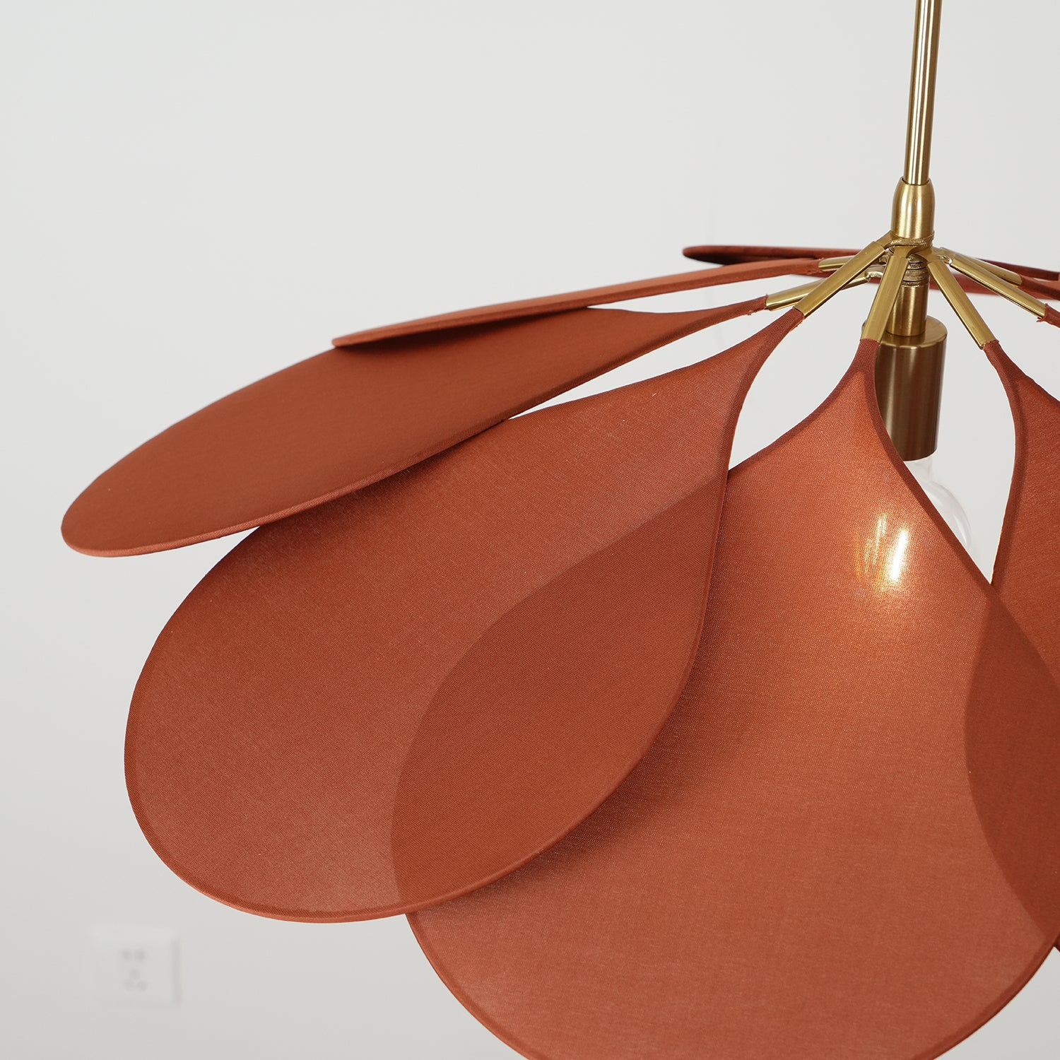 Florevia – Vintage Pendellampe med Blomsterdesign i Tekstil