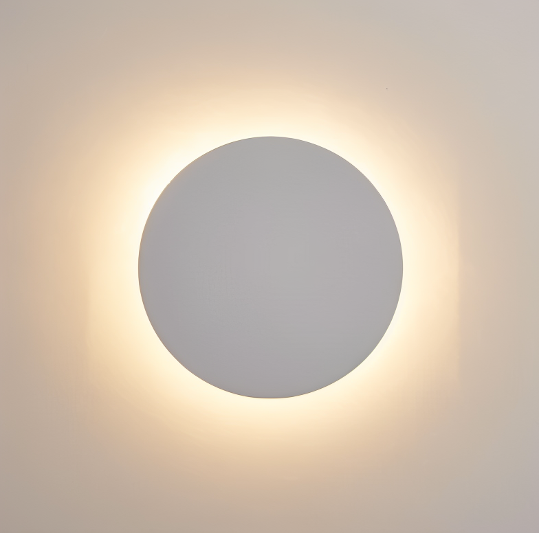 Lunaris – Moderne Rund LED Væglampe i Metal med Varmt Lys