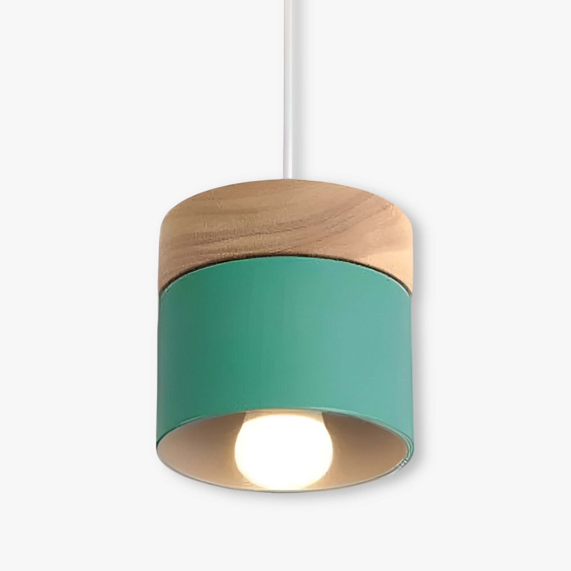 NordicaTube – Pendellampa i Metall och Trä med Modern Cylinderdesign