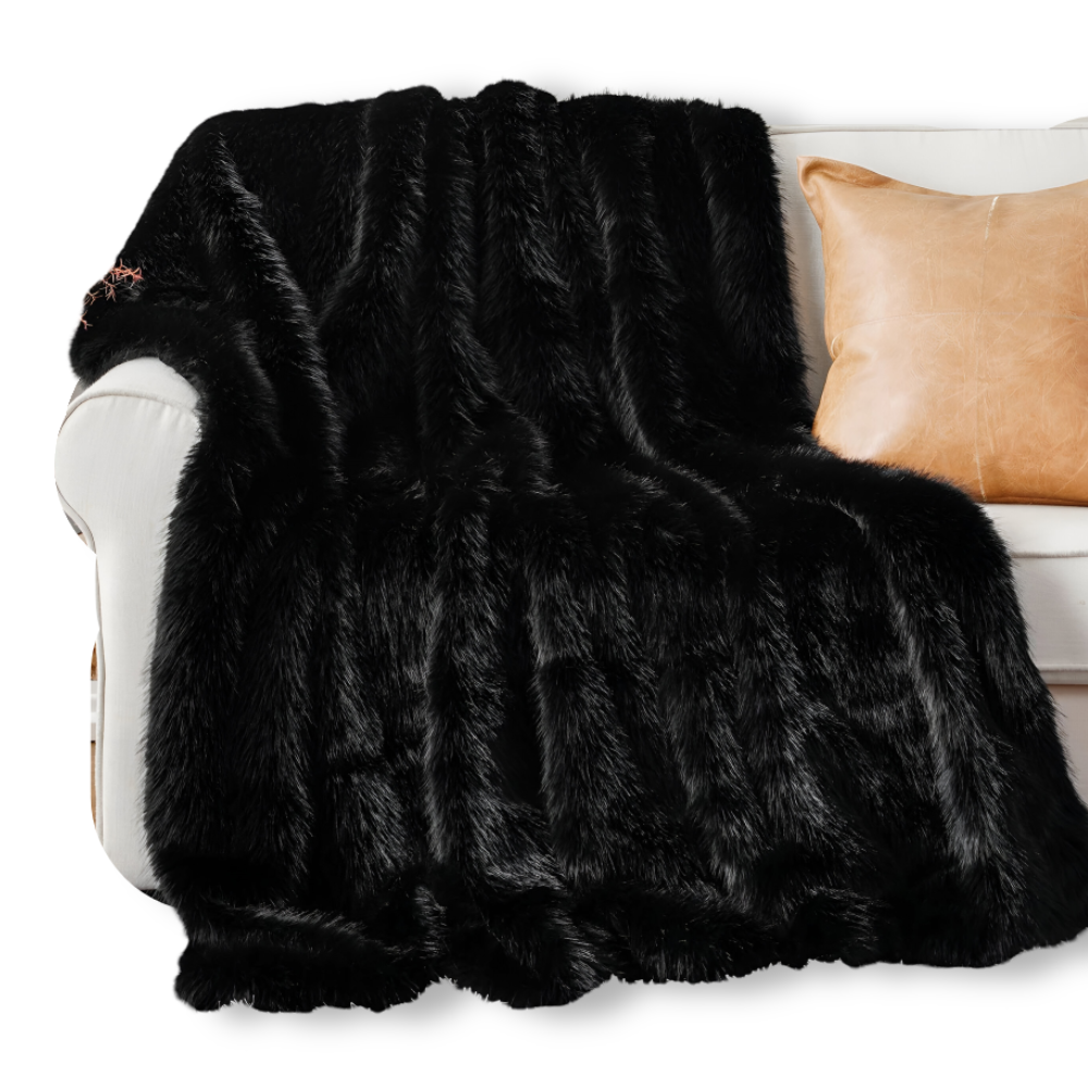 VelouraFur Luxe – Lyxig Konstpälsfilt med Elegant Velourfinish