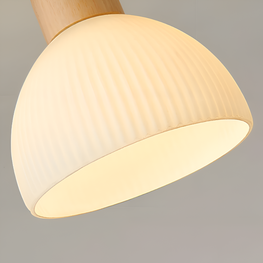 Auralis – Nordisk Ribbet Loftlampe i Glas og Træ