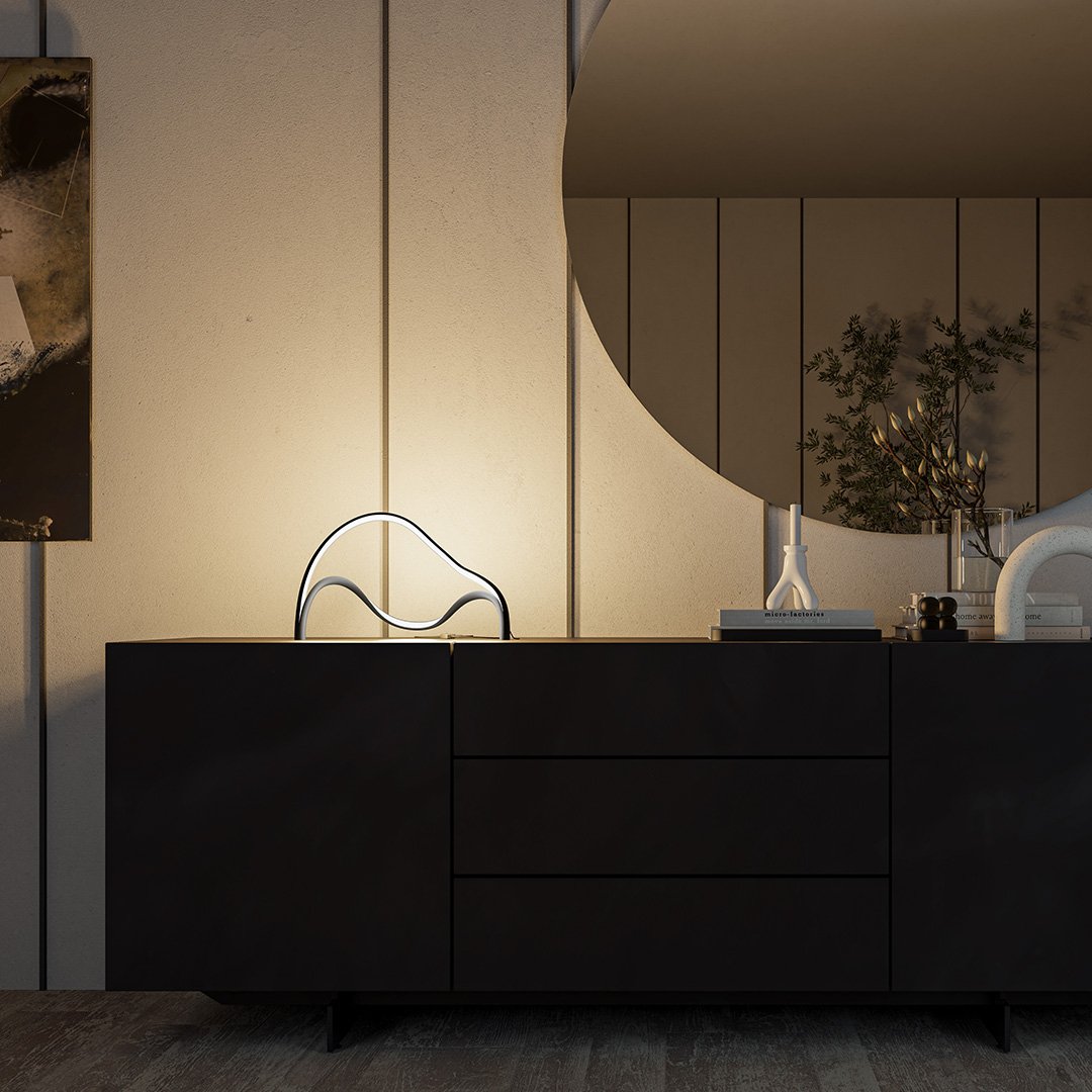 Moderne sort bordlampe – mat finish med varm hvid belysning