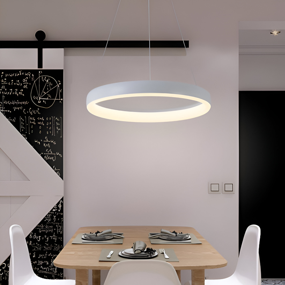 CircuGlow Pendel – Minimalistisk Rund LED Pendellampe i Sort & Hvid