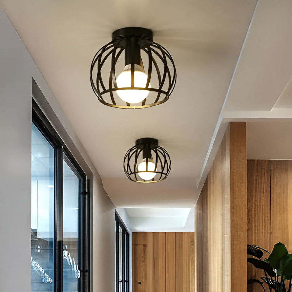 GeoLume – Geometrisk Taklampa i Svart Metall