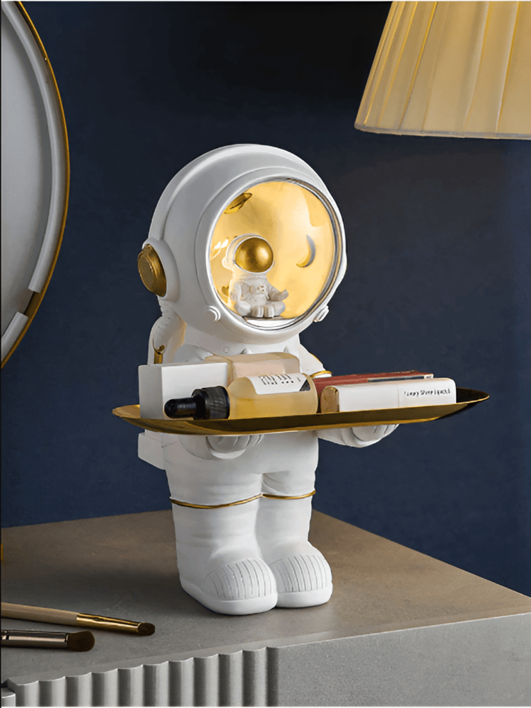 Opbevaringsbakke med astronaut design – dekorativ og praktisk løsning