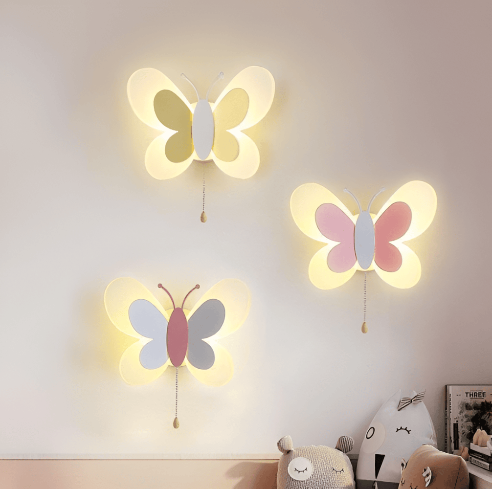 LED væglampe med sommerfugledesign – farverig børnelampe