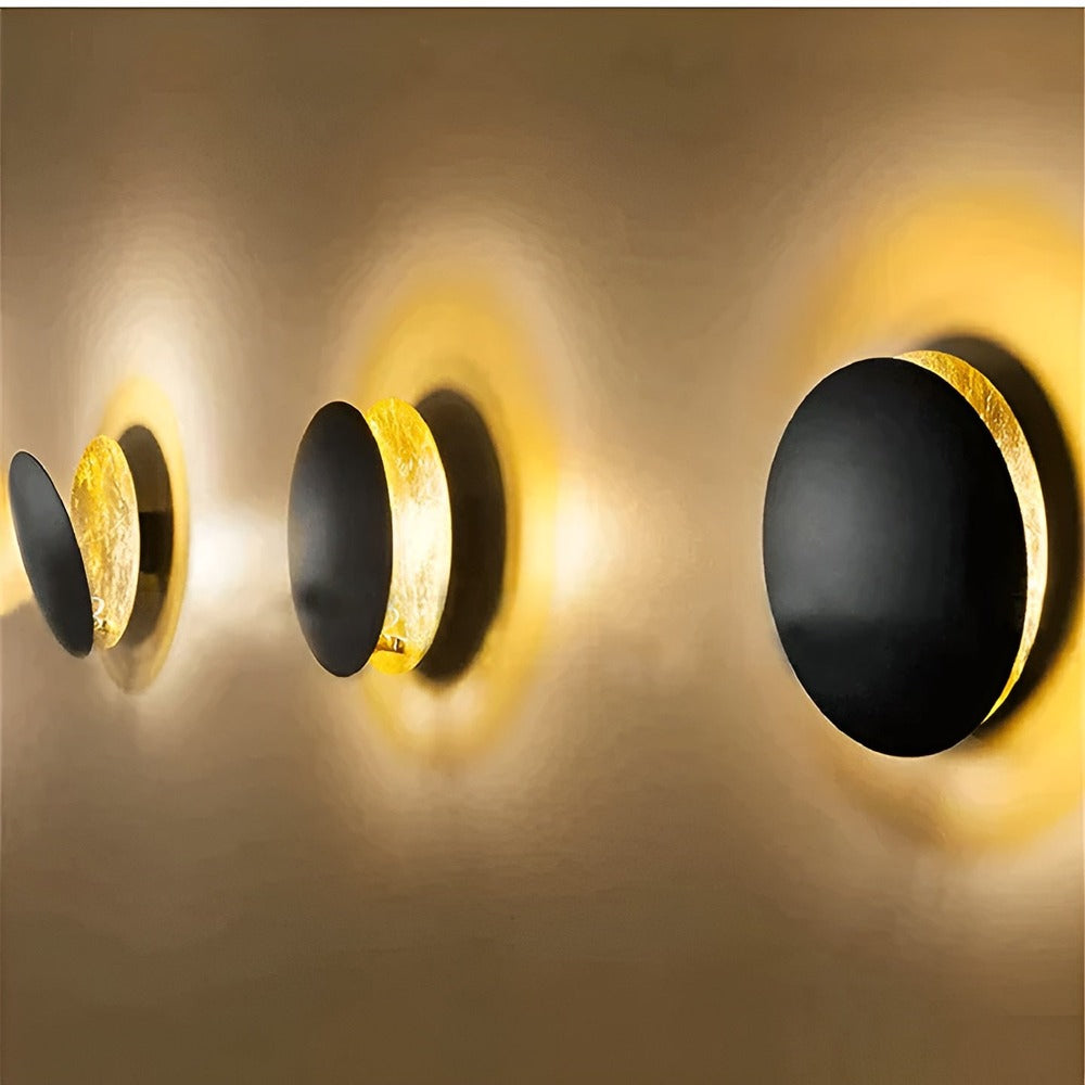 Celestira – 360° Roterbar LED Væglampe med Himmelsk Design