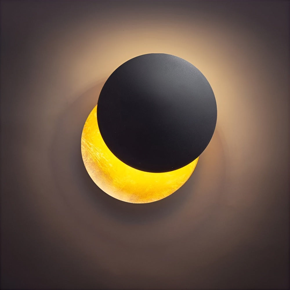 Celestira – 360° Roterbar LED Væglampe med Himmelsk Design