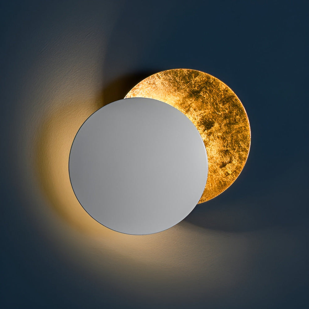 Celestira – 360° Roterbar LED Væglampe med Himmelsk Design