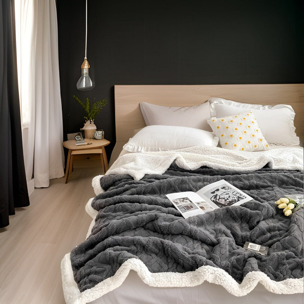 Dobbelsidet vinter fleeceplaid i lammeskindslook