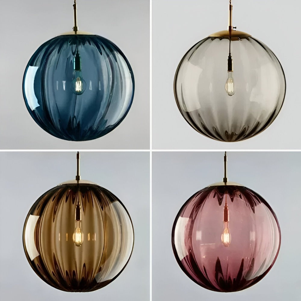 Glasora – Nordisk Pendellampe med Farvede Glasglober