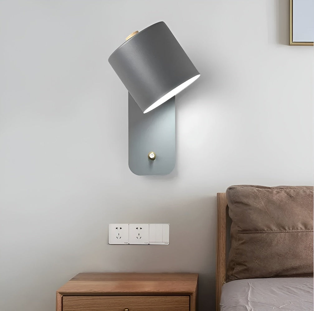 Roterbar LED væglampe med trykknap – moderne justerbar belysning