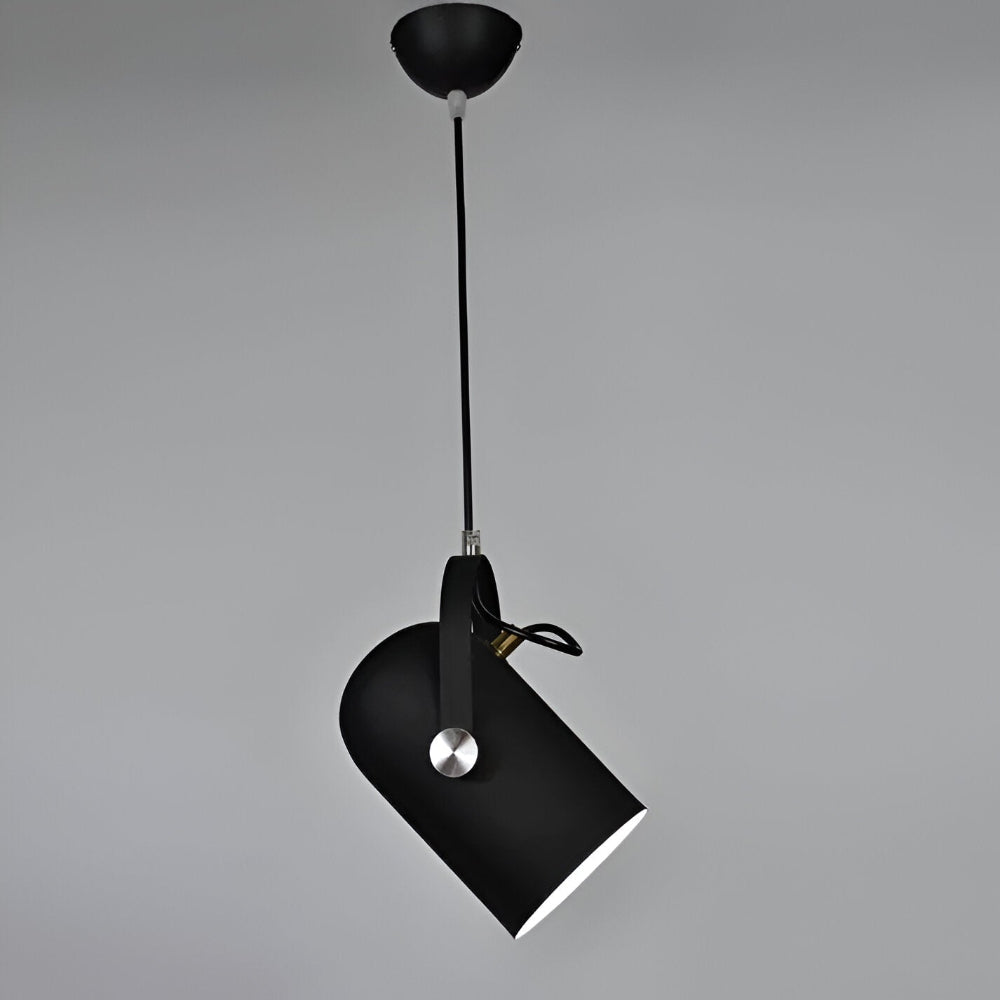 Justerbar pendellampe i aluminium – nordisk design til spisebord