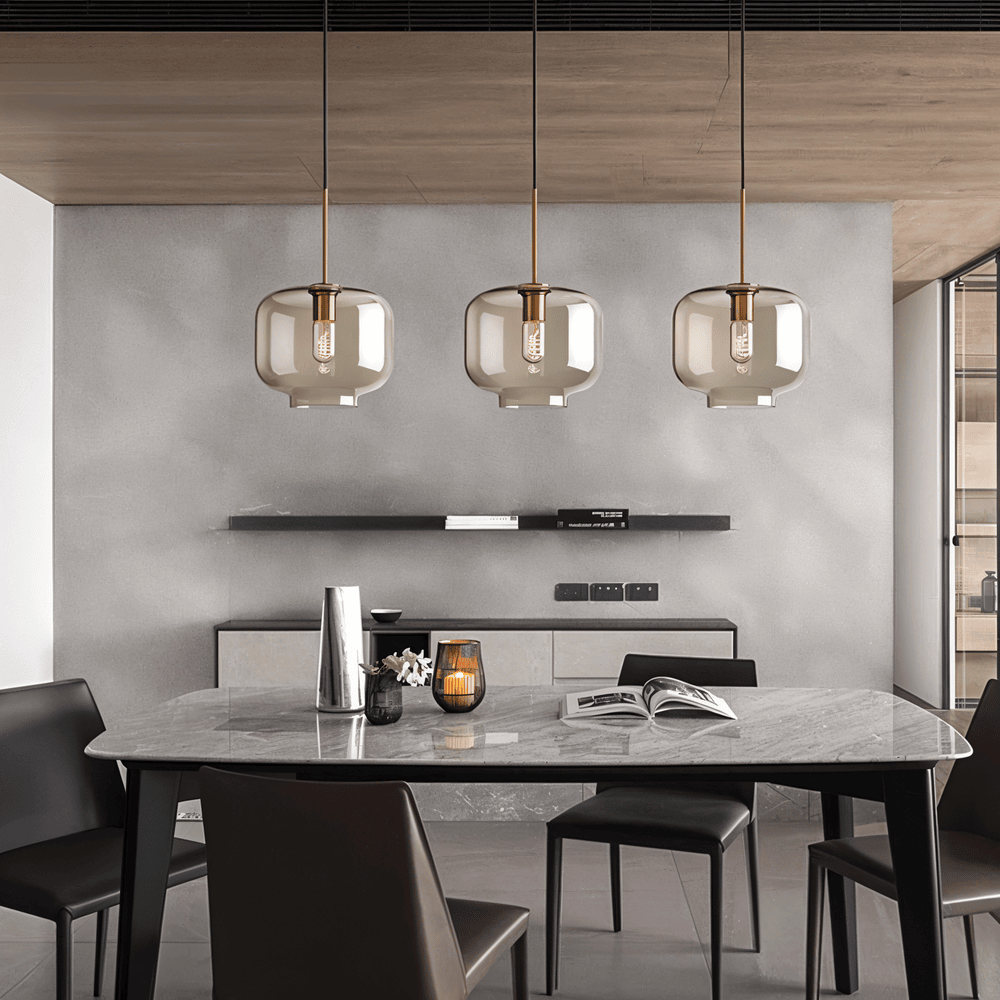 Pendellampe i klart glas – industriel loftlampe med elegant design