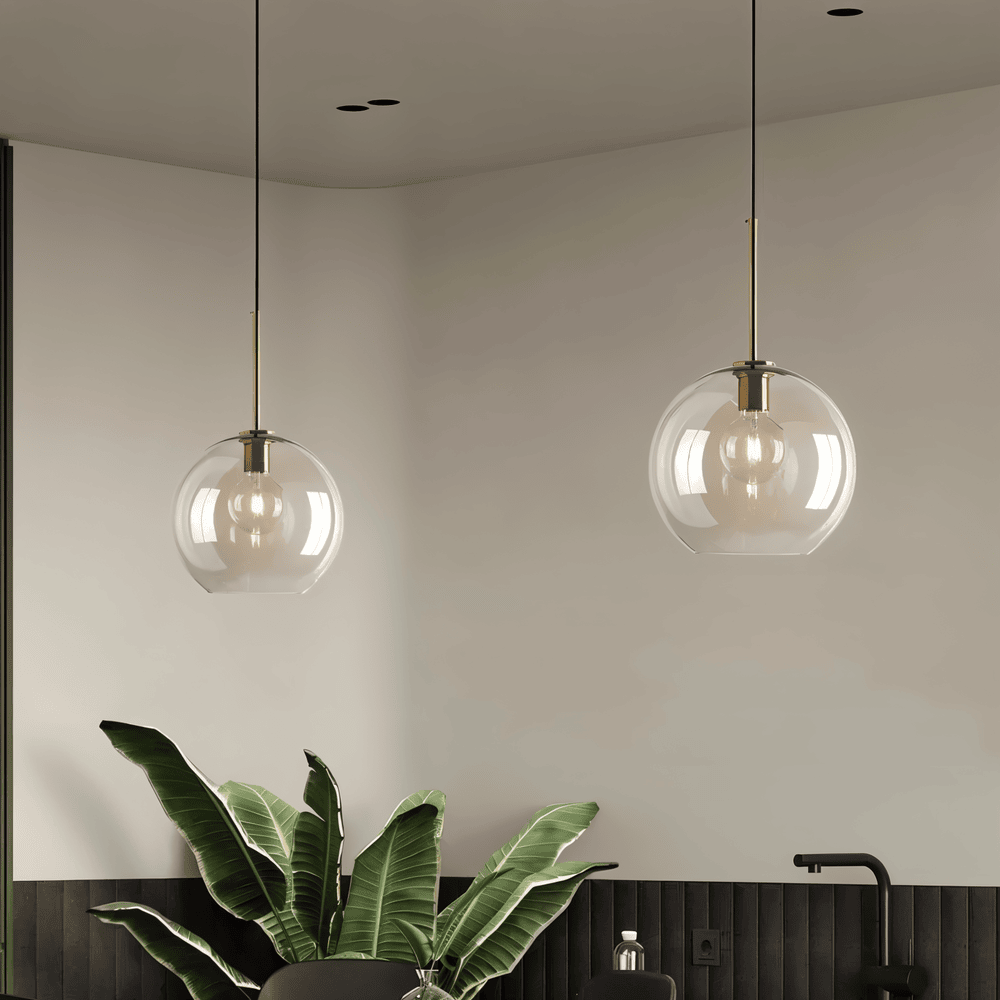 Pendellampe i klart glas – industriel loftlampe med elegant design