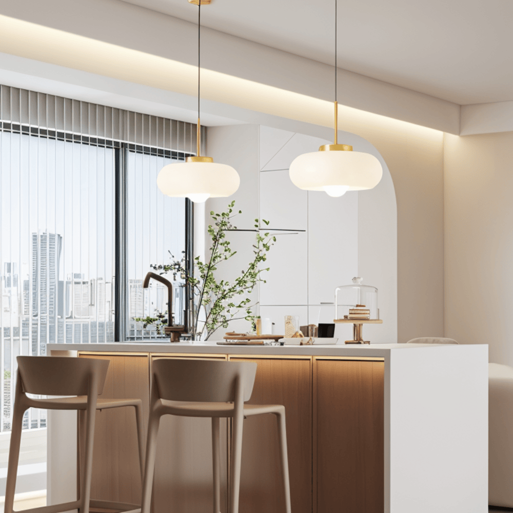 Retro pendellampe i glas og kobber – Bauhaus loftlampe med varm belysning