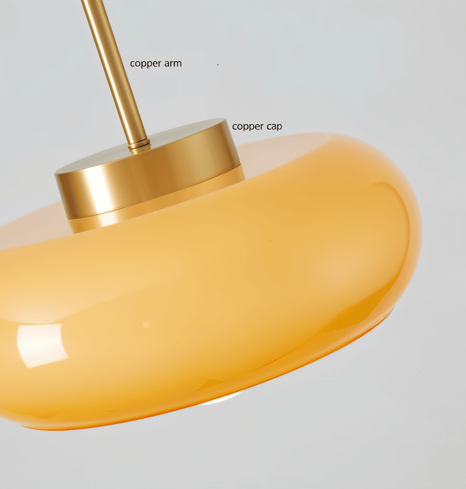 Retro pendellampe i glas og kobber – Bauhaus loftlampe med varm belysning