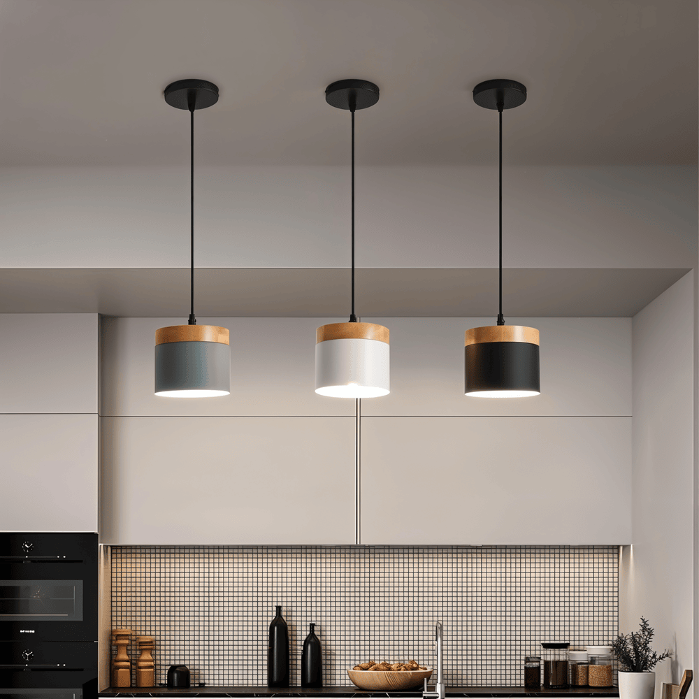 NordicaTube – Pendellampa i Metall och Trä med Modern Cylinderdesign