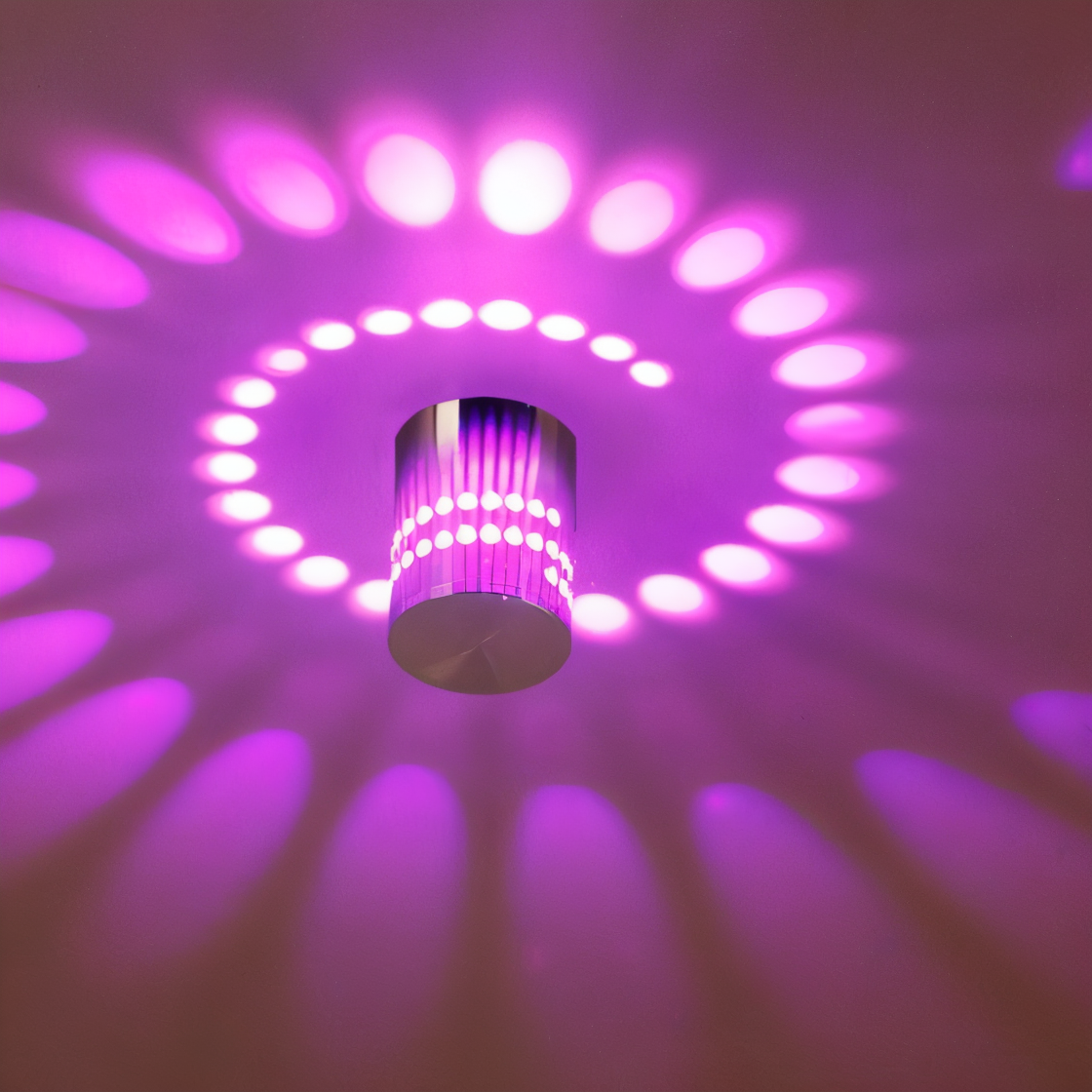 Cylindrisk LED væglampe med spiraleffekt – moderne designlampe