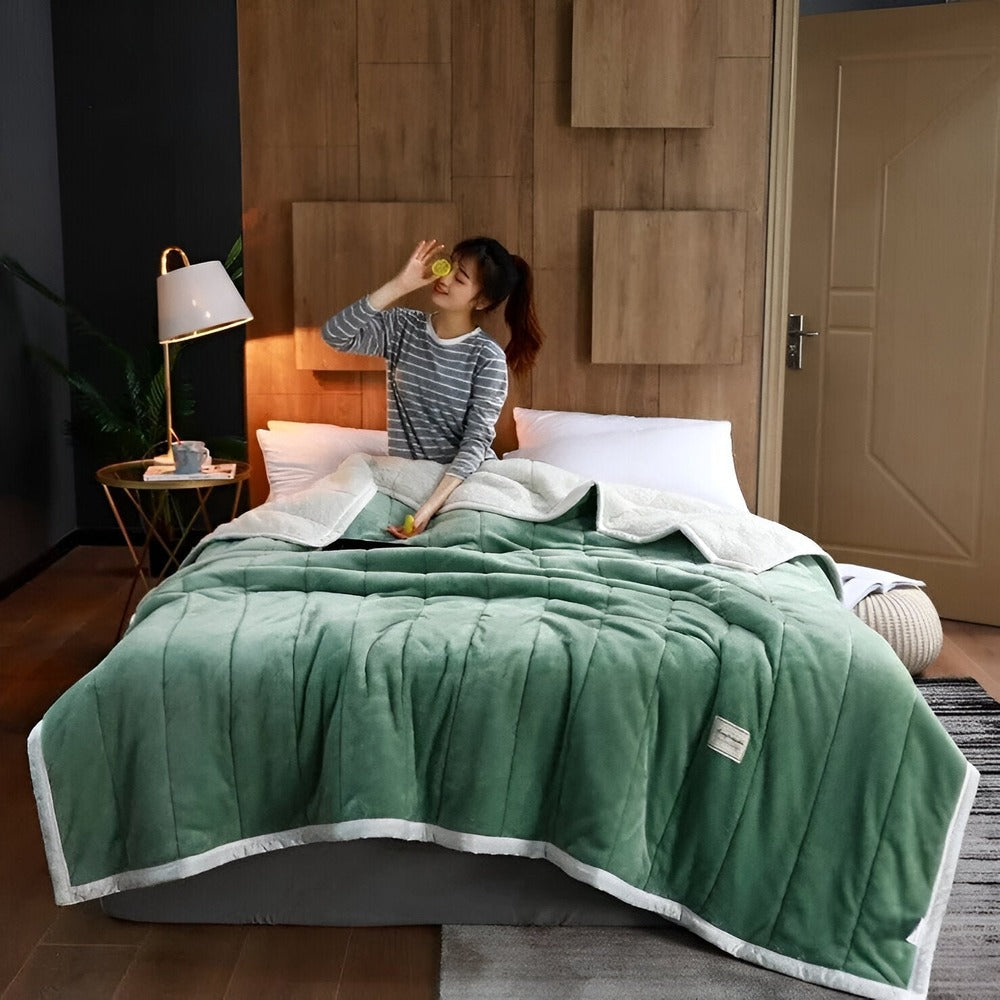 Sherpa fleece tæppe – superblødt og varmt plaid til sofa og seng