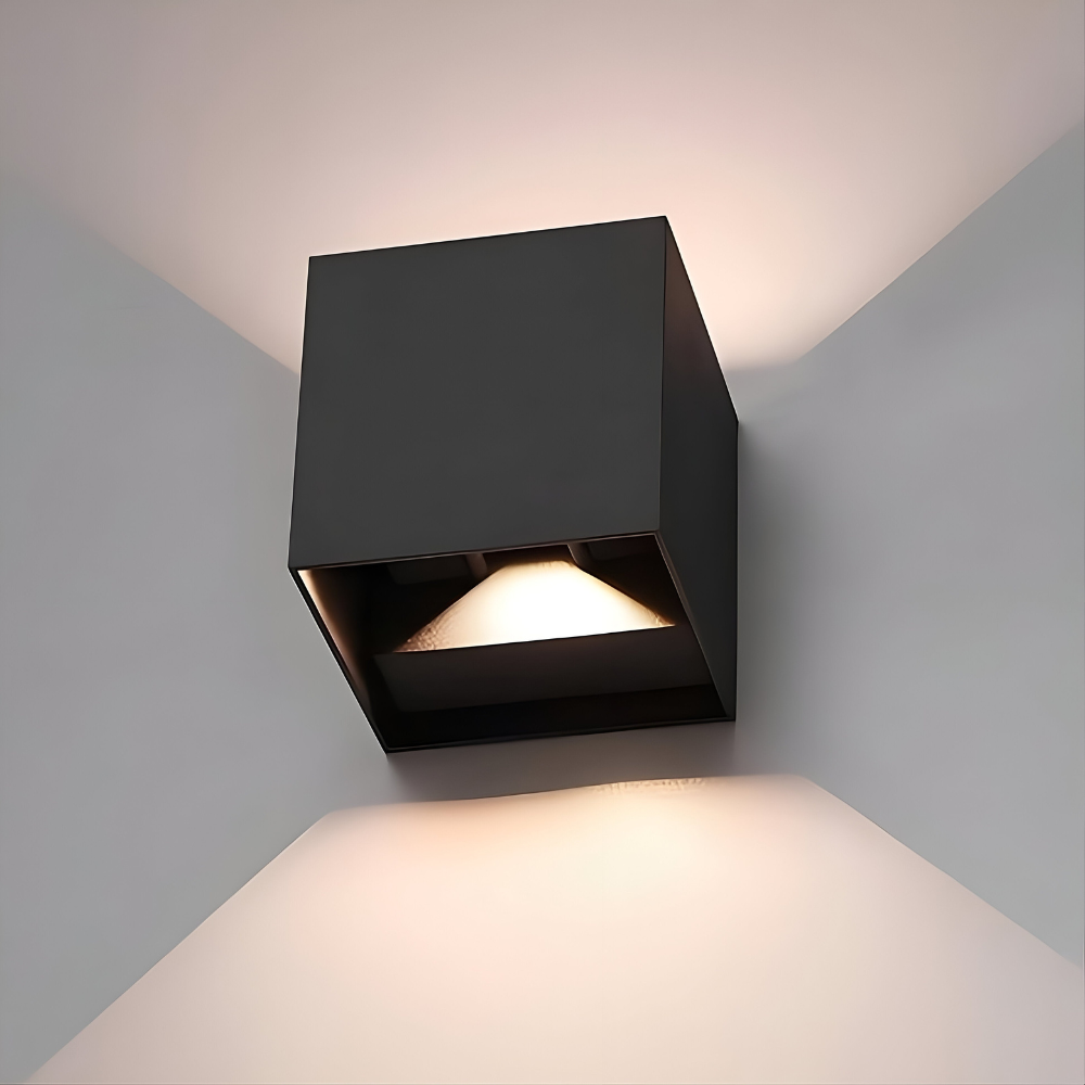 Nordivex – Moderne Nordisk LED Væglampe i Aluminium & Akryl