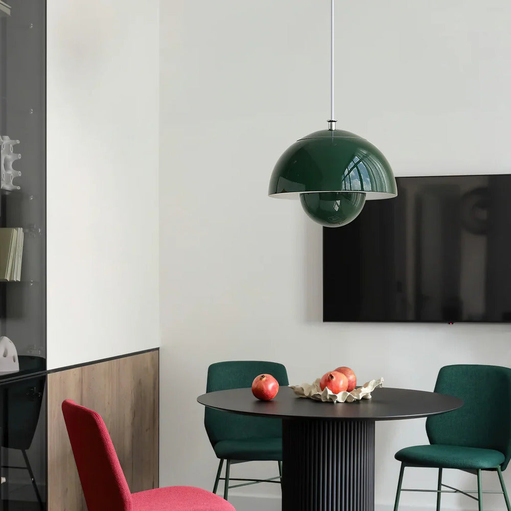 Pendellampe i blomsterdesign – retro nordisk metal lampe