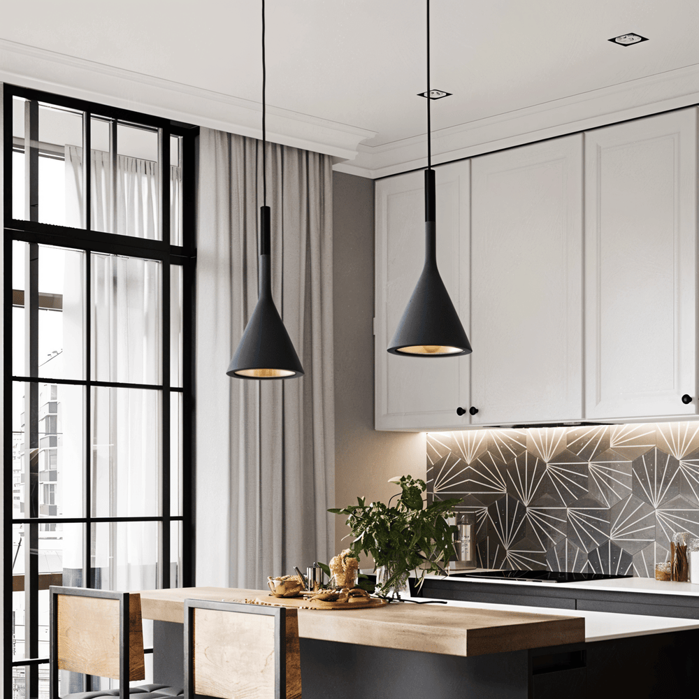 Konisk pendellampe i nordisk design – moderne loftlampe