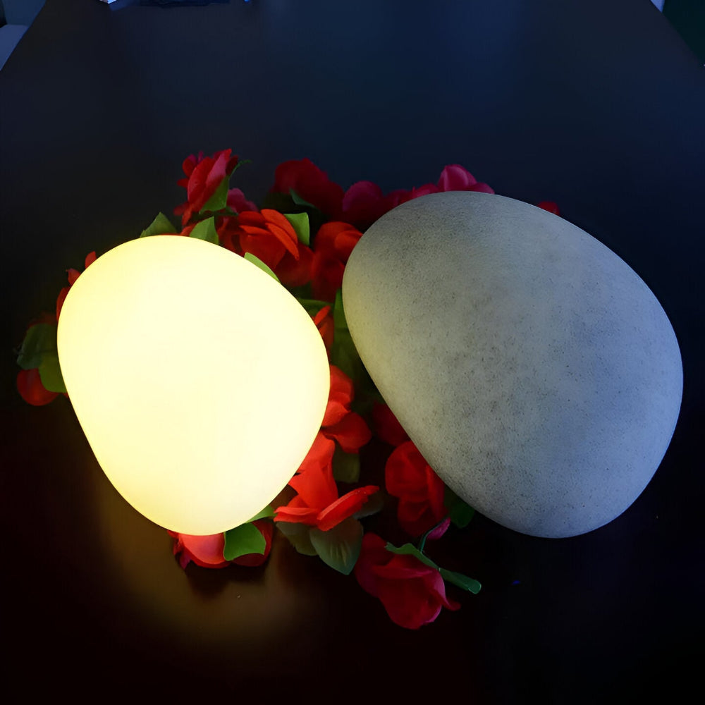 Rocklume – Naturtro LED Stenlampe til Haven med Solenergi