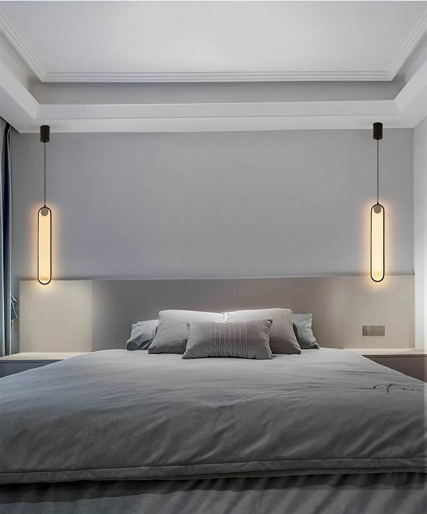 Lang LED loftlampe i sort aluminium – minimalistisk og elegant design