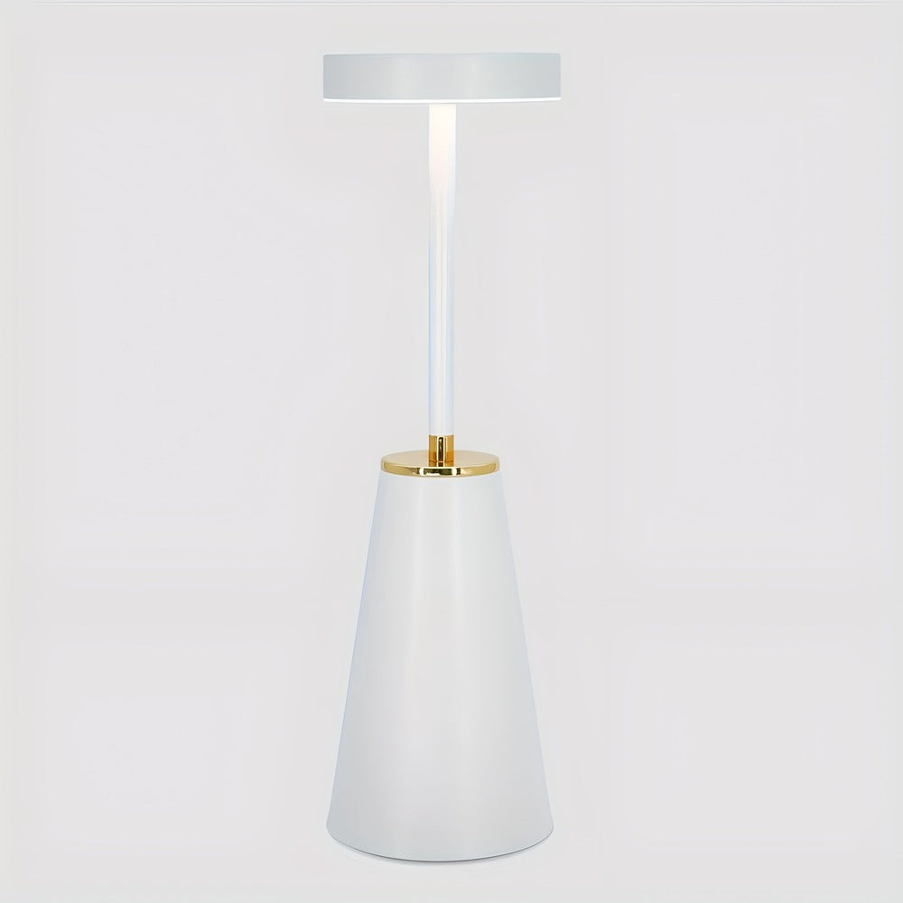 LumoElegance – Trådlös Bordslampa i Modern Metall Design