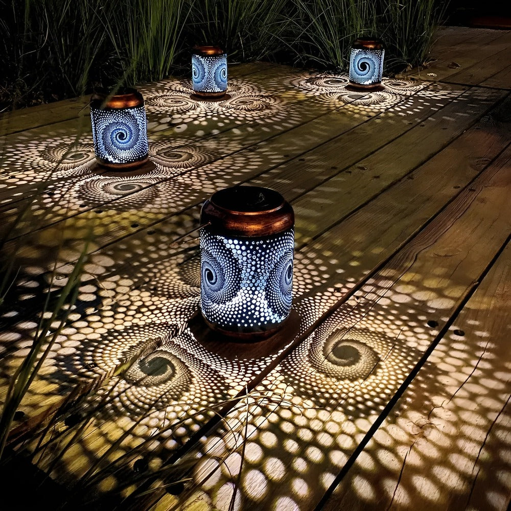 Solcelle LED havelampe med spiralmønster til have og terrasse