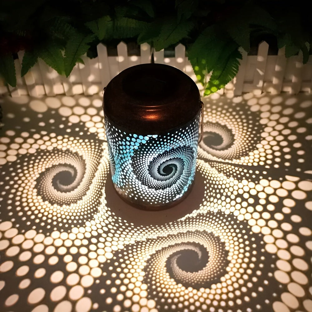 Solcelle LED havelampe med spiralmønster til have og terrasse