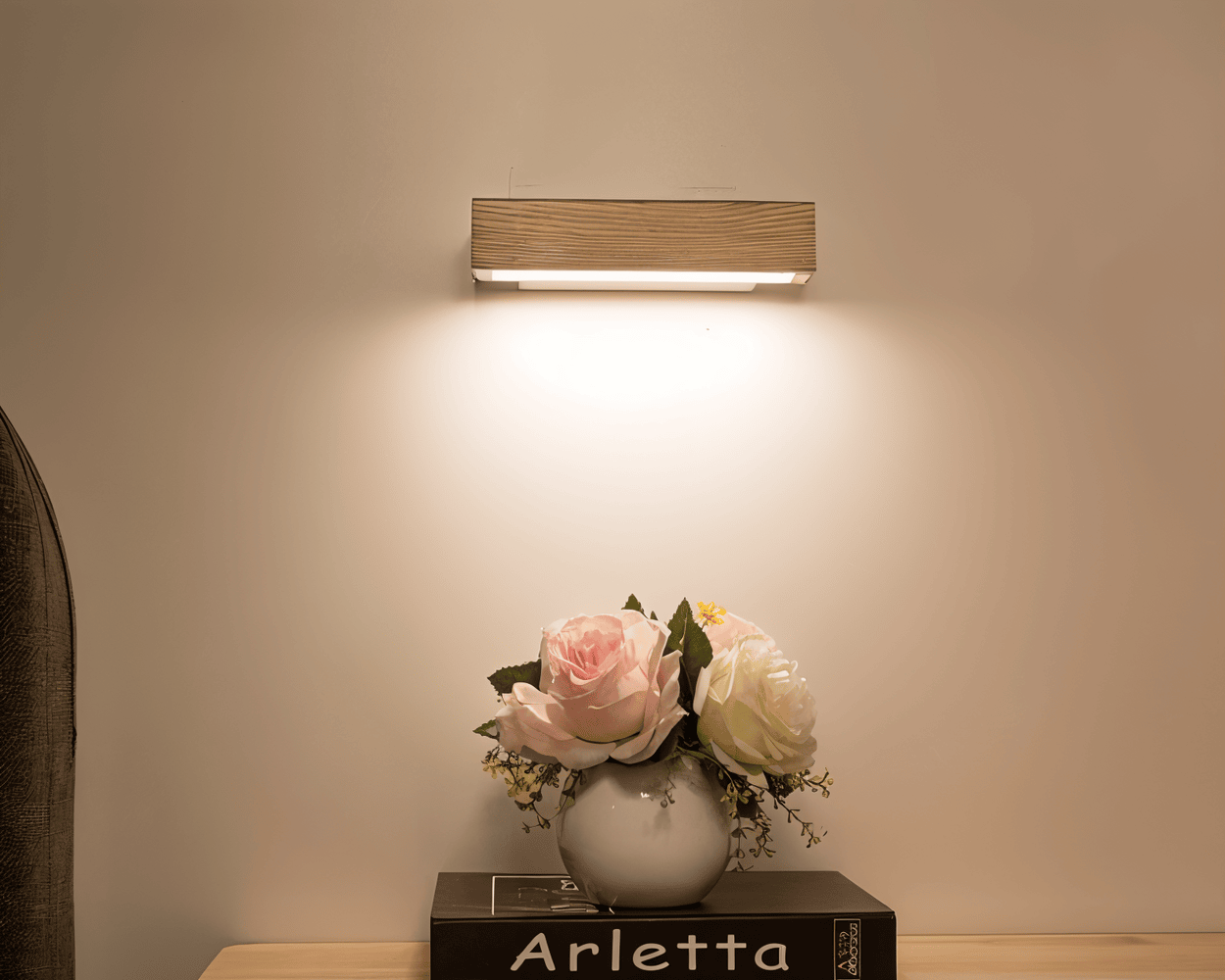 360° roterbar væglampe i træ – moderne justerbar belysning