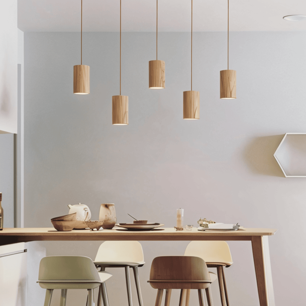 TimberaTube – Pendellampa i Trä med Cylinderdesign i Ask & Akacia